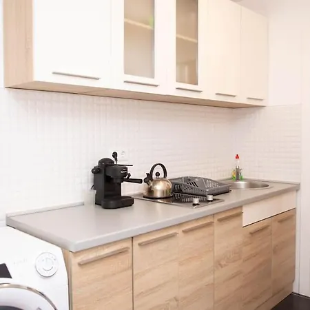 Lovely 2bdr Loft Appartement *